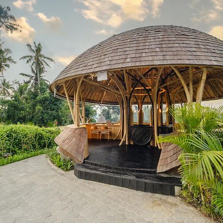 Jungleight Bali Hotel Тегалаланг Екстериор снимка