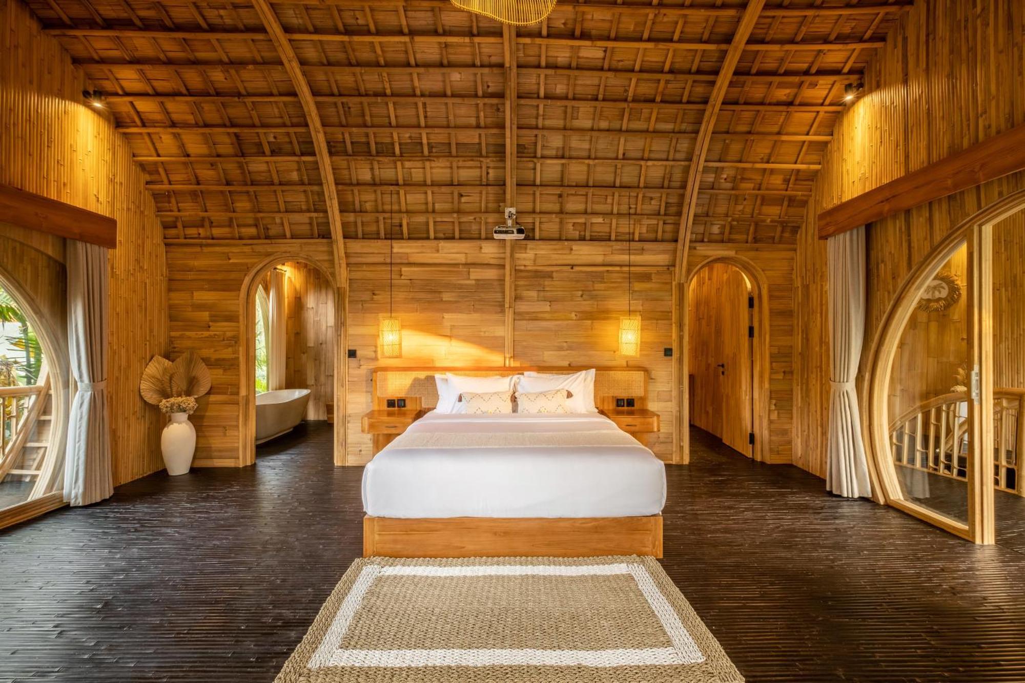 Jungleight Bali Hotel Тегалаланг Екстериор снимка